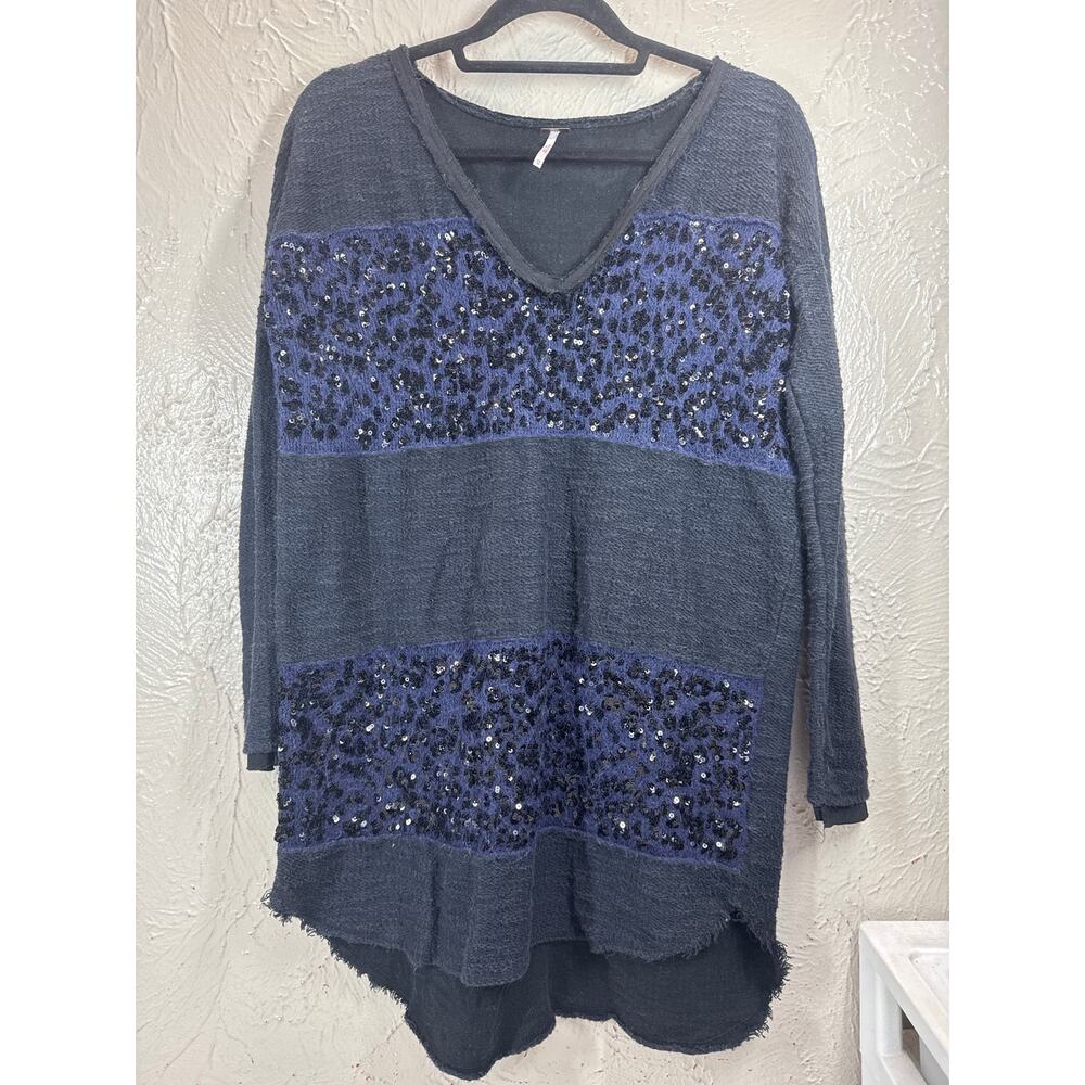 Free People Sweater Womens Blue Black Sequins Pullover V Neck Tunic Boho Size XS